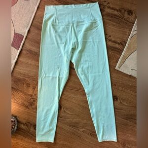 Free People FP Movement Never Better Capri Leggings. Large. EUC.